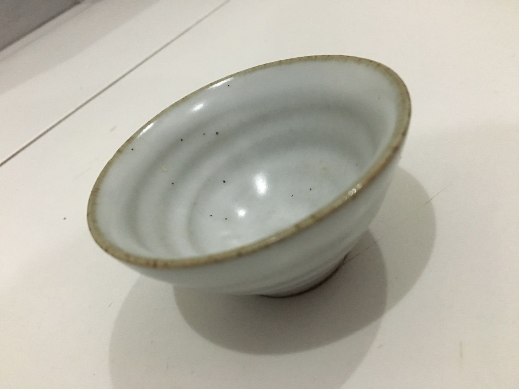 青影盏托套组低角度照片